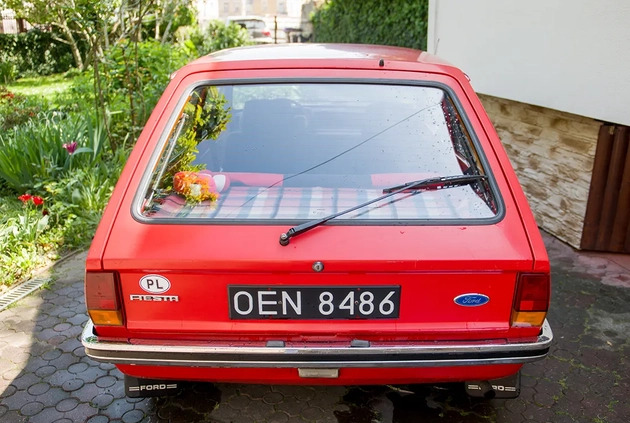 Ford Fiesta cena 7900 przebieg: 110404, rok produkcji 1981 z Głuchołazy małe 92
